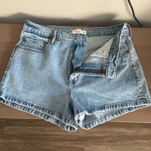 High rise Abercrombie Jean shorts
